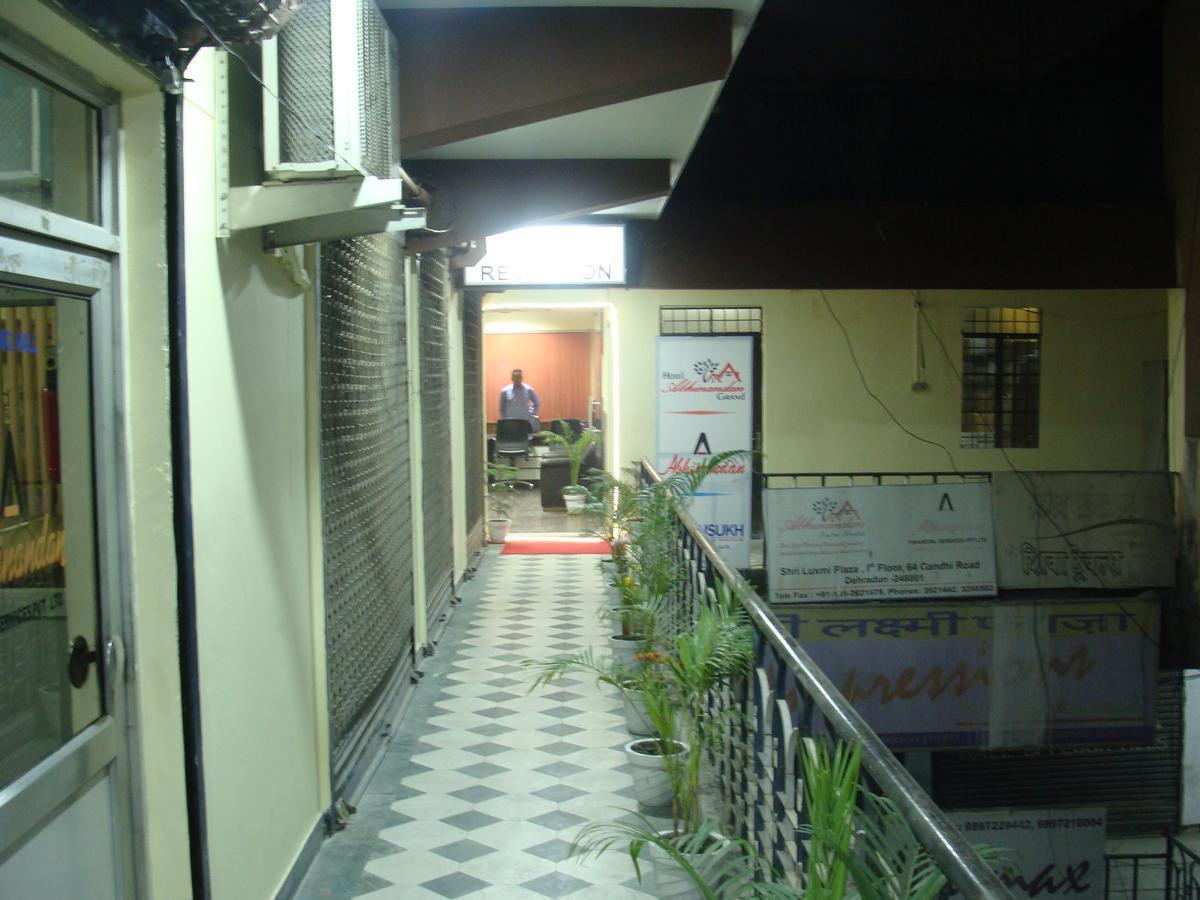 Hotel Abhinandan Grand Dehradun Exterior photo